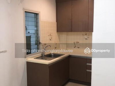 Urban Sathorn, Bangkok, Thailand Urban Sathorn, Bangkok, Thailand