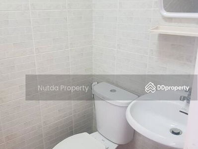 Rangsiya Ramintra 74, Bangkok, Thailand Rangsiya Ramintra 74, Bangkok, Thailand