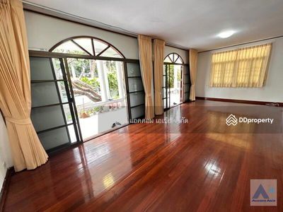 House For Rent Chong Nonsi, Yan Nawa, Bangkok / Sathorn, Bangkok, Thailand House For Rent Chong Nonsi, Yan Nawa, Bangkok / Sathorn, Bangkok, Thailand
