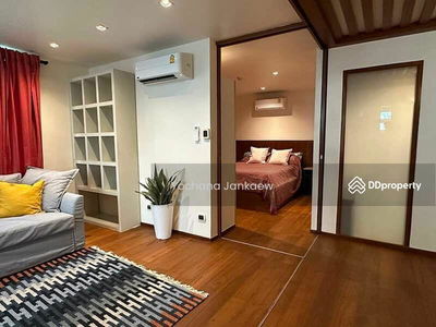 Pabhada Silom, Bangkok, Thailand Pabhada Silom, Bangkok, Thailand