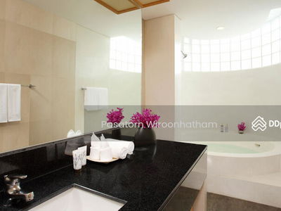 Ekamai Gardens, Bangkok, Thailand Ekamai Gardens, Bangkok, Thailand