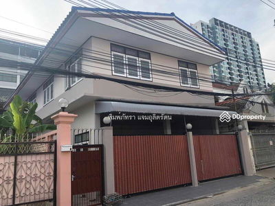 Single house Suthisan 3, Bangkok, Thailand Single house Suthisan 3, Bangkok, Thailand