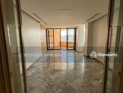 Castle Hill Mansion, Bangkok, Thailand Castle Hill Mansion, Bangkok, Thailand