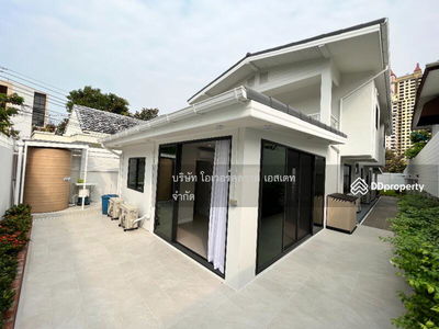 house for rent ari phaholyothin, Bangkok, Thailand house for rent ari phaholyothin, Bangkok, Thailand