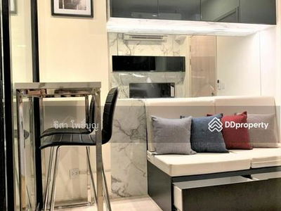 Life Asoke, Bangkok, Thailand Life Asoke, Bangkok, Thailand