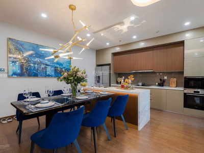 Kosmo Tay Ho, Vietnam Kosmo Tay Ho, Vietnam