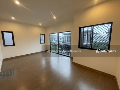 The Plant Naturera, Nakhon Pathom, Thailand The Plant Naturera, Nakhon Pathom, Thailand