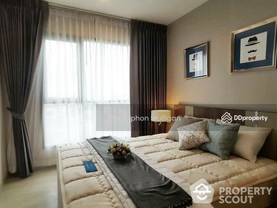 Life Sukhumvit 48, Bangkok, Thailand Life Sukhumvit 48, Bangkok, Thailand