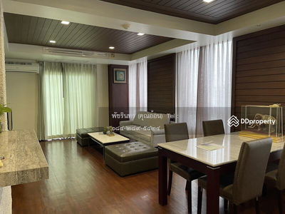 Elephant Tower, Bangkok, Thailand Elephant Tower, Bangkok, Thailand