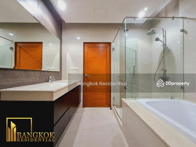 Townhouse in Compound, Bangkok, Thailand Townhouse in Compound, Bangkok, Thailand