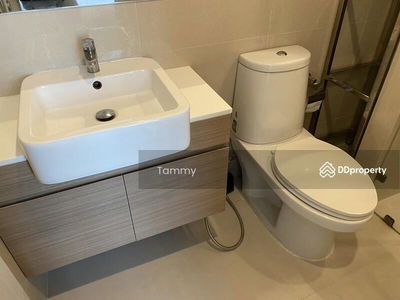 Noble Revolve Ratchada 2, Bangkok, Thailand Noble Revolve Ratchada 2, Bangkok, Thailand