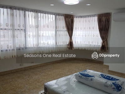 Condo for rent, 3 bedrooms @Sukhumvit 15, Bangkok, Thailand Condo for rent, 3 bedrooms @Sukhumvit 15, Bangkok, Thailand