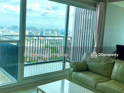 Life Ratchadapisek, Bangkok, Thailand Life Ratchadapisek, Bangkok, Thailand