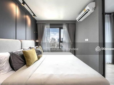 Life One Wireless, Bangkok, Thailand Life One Wireless, Bangkok, Thailand