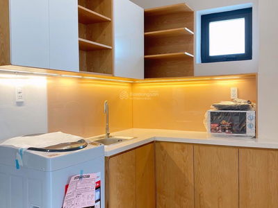 Ben Van Don Street, Vietnam Ben Van Don Street, Vietnam