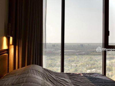 The Line Jatujak-Mochit, Bangkok, Thailand The Line Jatujak-Mochit, Bangkok, Thailand