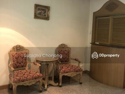 Baan Klang Krung Thonglor, Bangkok, Thailand Baan Klang Krung Thonglor, Bangkok, Thailand