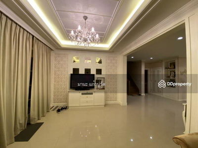 Laddarom, Nonthaburi, Thailand Laddarom, Nonthaburi, Thailand