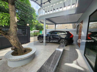 - 2-story detached house, newly renovated, Sukhumvit area, Bang Chak, Bangkok, Thailand - 2-story detached house, newly renovated, Sukhumvit area, Bang Chak, Bangkok, Thailand