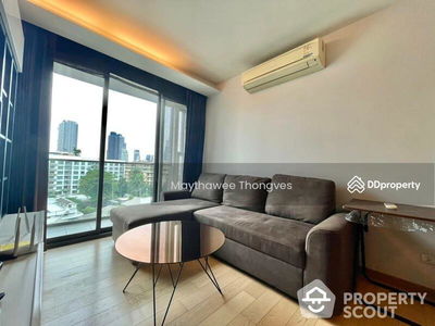 Via 49, Bangkok, Thailand Via 49, Bangkok, Thailand