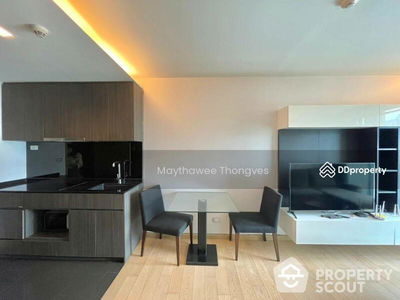 Via 49, Bangkok, Thailand Via 49, Bangkok, Thailand