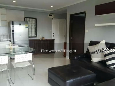 J.C. Tower, Bangkok, Thailand J.C. Tower, Bangkok, Thailand