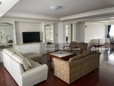 Condo 3 bedrooms for rent near BTS Phrom Phong., Bangkok, Thailand Condo 3 bedrooms for rent near BTS Phrom Phong., Bangkok, Thailand