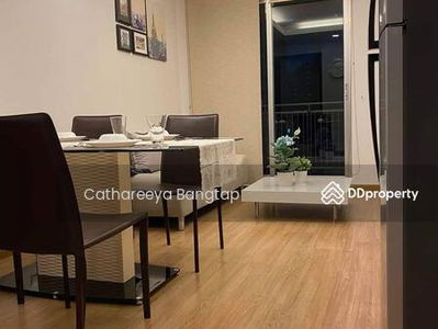 Thru Thonglor, Bangkok, Thailand Thru Thonglor, Bangkok, Thailand