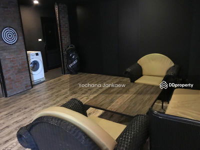 Sathorn House, Bangkok, Thailand Sathorn House, Bangkok, Thailand