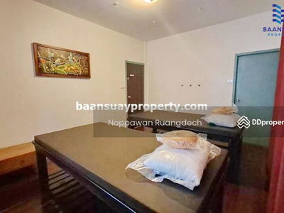 For rent, 2-story detached house, Sukhumvit Road, near BTS Nana 500 meters & Benjakit Park, Bangkok, Thailand For rent, 2-story detached house, Sukhumvit Road, near BTS Nana 500 meters & Benjakit Park, Bangkok, Thailand