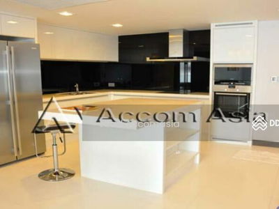 3 Bedrooms Apartment for Rent in Sukhumvit, Bangkok near BTS Asok - MRT Sukhumvit at The Simple Lif, Bangkok, Thailand 3 Bedrooms Apartment for Rent in Sukhumvit, Bangkok near BTS Asok - MRT Sukhumvit at The Simple Lif, Bangkok, Thailand