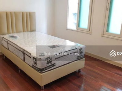 Busarakum place, Bangkok, Thailand Busarakum place, Bangkok, Thailand