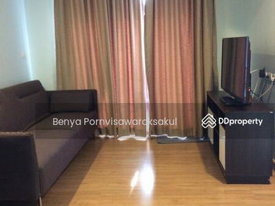 Thru Thonglor, Bangkok, Thailand Thru Thonglor, Bangkok, Thailand