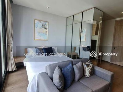 Park Origin Phrom Phong, Bangkok, Thailand Park Origin Phrom Phong, Bangkok, Thailand