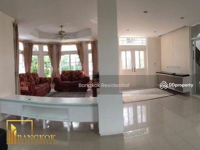 Perfect Masterpiece Ekkamai-Ramintra, Bangkok, Thailand Perfect Masterpiece Ekkamai-Ramintra, Bangkok, Thailand