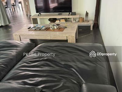 Gehäuse In Kathu, Thailand Gehäuse In Kathu, Thailand