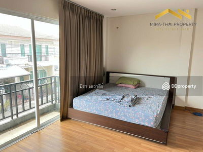 Townhouse for rent two-storey. Soi Nong Mai Kaen, Chon Buri, Thailand Townhouse for rent two-storey. Soi Nong Mai Kaen, Chon Buri, Thailand