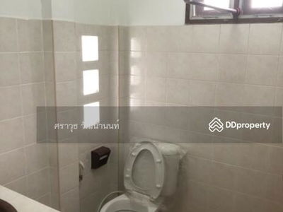 Single house, Bang Wa, Ratchaphruek Road, Bangkok, Thailand Single house, Bang Wa, Ratchaphruek Road, Bangkok, Thailand