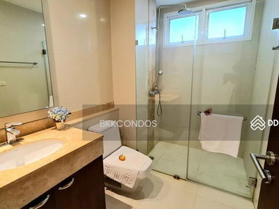 Piyathip Place, Bangkok, Thailand Piyathip Place, Bangkok, Thailand