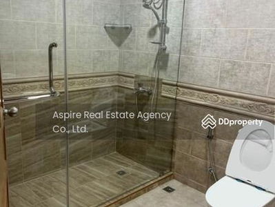 Wattana Heights, Bangkok, Thailand Wattana Heights, Bangkok, Thailand