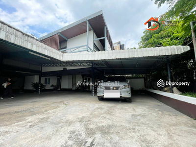 Lat Phrao 64, Intersection 7, Bangkok, Thailand Lat Phrao 64, Intersection 7, Bangkok, Thailand