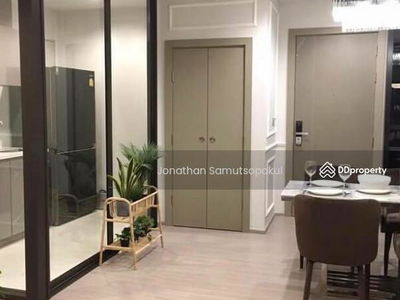 Life Asoke-Rama 9, Bangkok, Thailand Life Asoke-Rama 9, Bangkok, Thailand