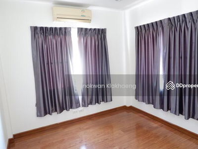 The Centro Sukhumvit 113, Samut Prakan, Thailand The Centro Sukhumvit 113, Samut Prakan, Thailand