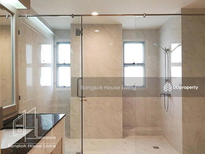 Raj Mansion, Bangkok, Thailand Raj Mansion, Bangkok, Thailand