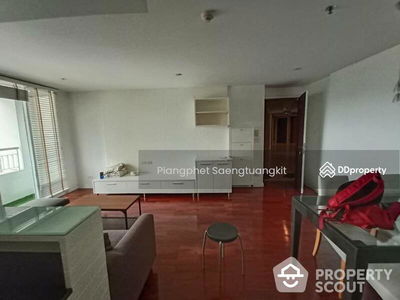 Urbana Langsuan, Bangkok, Thailand Urbana Langsuan, Bangkok, Thailand