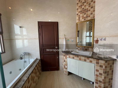 Supalai Suwannaphum, Bangkok, Thailand Supalai Suwannaphum, Bangkok, Thailand