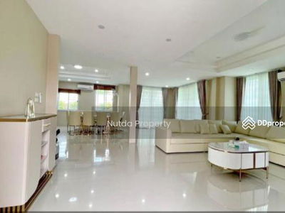 Baan Suan Neramit Watcharapol-Permsin, Bangkok, Thailand Baan Suan Neramit Watcharapol-Permsin, Bangkok, Thailand