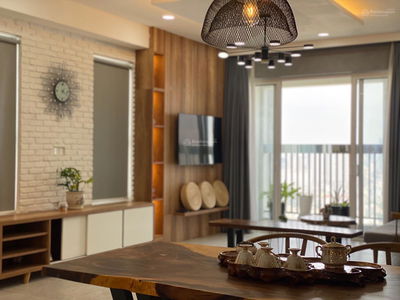 Sunrise City, Vietnam  Sunrise City, Vietnam