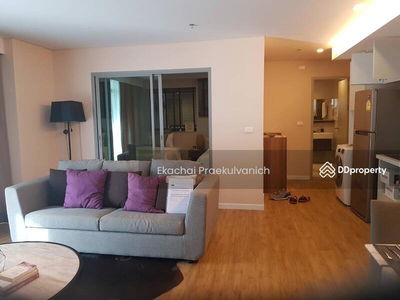 Siamese Nang Linchee, Bangkok, Thailand Siamese Nang Linchee, Bangkok, Thailand