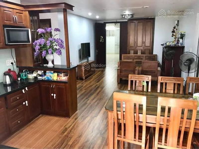 Gehäuse In Hanoi, Vietnam Gehäuse In Hanoi, Vietnam